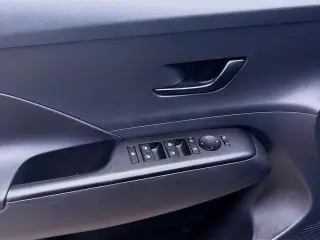 Hyundai KONA 2024 SEL 4dr Crossover