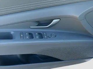 Hyundai ELANTRA 2026 SEL Sport Premium 4dr Sedan