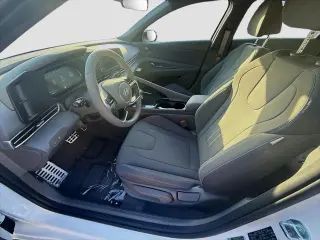 Hyundai ELANTRA 2026 SEL Sport Premium 4dr Sedan