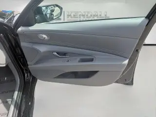 Hyundai ELANTRA 2026 SEL Sport 4dr Sedan