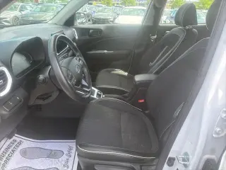 Hyundai VENUE 2023 Limited 4dr Crossover