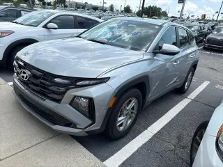 Hyundai TUCSON 2025 SE 4dr SUV