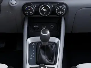Hyundai VENUE 2025 SEL 4dr Crossover