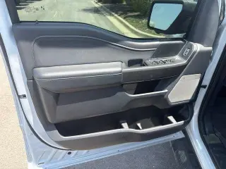 Ford F-150 2022 4x4 Lariat 4dr SuperCrew 5.5 ft. SB