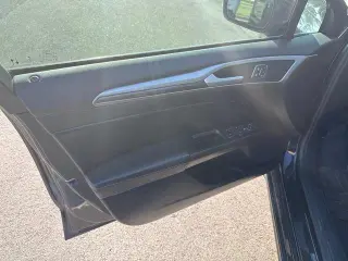 Ford Fusion 2020 SEL 4dr Sedan
