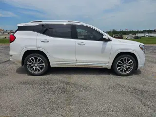 GMC Terrain 2022 AWD Denali 4dr SUV