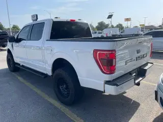 Ford F-150 2021 4x4 XL 4dr SuperCrew 5.5 ft. SB