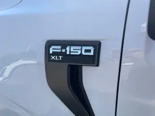 Ford F-150 2021 4x4 XL 4dr SuperCrew 5.5 ft. SB