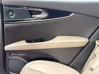 Lincoln Nautilus 2023 Reserve 4dr SUV