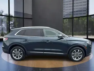 Lincoln Nautilus 2023 Reserve 4dr SUV