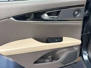Lincoln Nautilus 2023 Reserve 4dr SUV