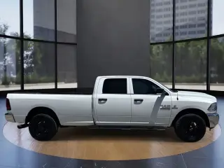Ram 2500 2017 4x2 Tradesman 4dr Crew Cab 8 ft. LB Pickup