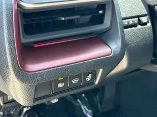 Toyota Prius Plug-in Hybrid 2026 XSE 4dr Hatchback