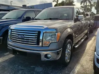 Ford F-150 2011 4x2 XLT 4dr SuperCrew Styleside 5.5 ft. SB