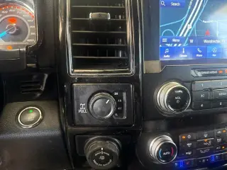 Ford F-150 2019 4x4 XL 4dr SuperCrew 5.5 ft. SB