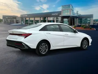 Hyundai ELANTRA 2024 SEL 4dr Sedan