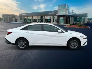Hyundai ELANTRA 2024 SEL 4dr Sedan
