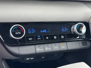 Hyundai ELANTRA 2025 SEL Sport 4dr Sedan