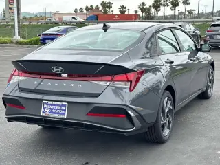 Hyundai ELANTRA 2025 SEL Sport 4dr Sedan