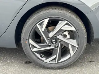 Hyundai ELANTRA 2025 SEL Sport 4dr Sedan