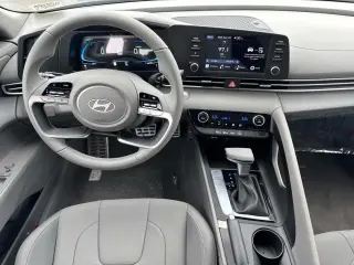 Hyundai ELANTRA 2025 SEL Sport 4dr Sedan