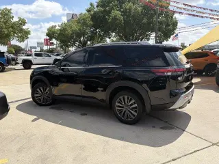 Nissan Pathfinder 2024 SL 4dr SUV