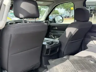 Toyota Tundra 2024 4x2 SR5 4dr CrewMax Cab Pickup SB