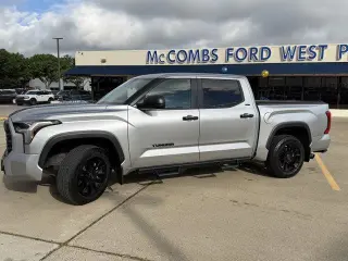 Toyota Tundra 2024 4x2 SR5 4dr CrewMax Cab Pickup SB