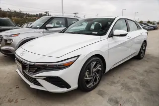 Hyundai ELANTRA Hybrid 2025 Limited 4dr Sedan