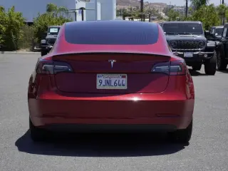 Tesla Model 3 2018 AWD Performance 4dr Fastback