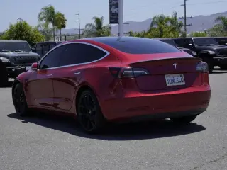 Tesla Model 3 2018 AWD Performance 4dr Fastback