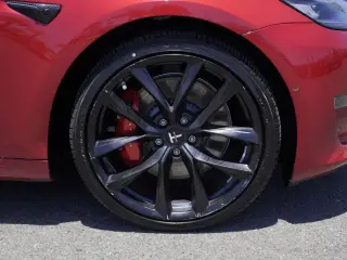 Tesla Model 3 2018 AWD Performance 4dr Fastback