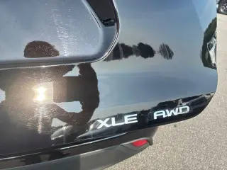 Toyota Highlander 2021 AWD XLE 4dr SUV
