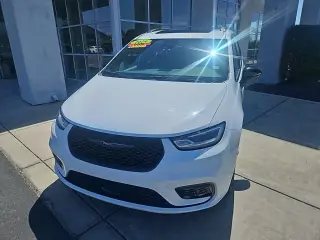 Chrysler Pacifica 2025 Limited 4dr Mini-Van