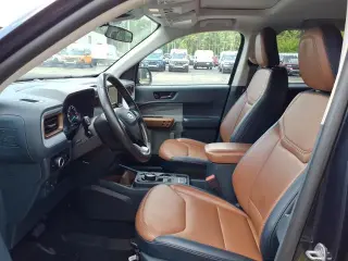 Ford Maverick 2023 AWD XL 4dr SuperCrew 4.5 ft. SB