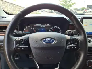 Ford Maverick 2023 AWD XL 4dr SuperCrew 4.5 ft. SB
