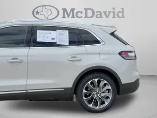 Lincoln Nautilus 2023 AWD Reserve 4dr SUV