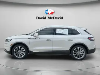 Lincoln Nautilus 2023 AWD Reserve 4dr SUV