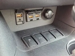 Toyota Highlander 2019 LE 4dr SUV (3.5L V6)