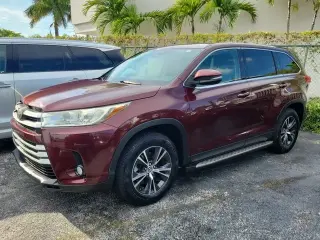 Toyota Highlander 2019 LE 4dr SUV (3.5L V6)