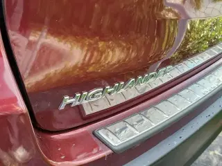 Toyota Highlander 2019 LE 4dr SUV (3.5L V6)
