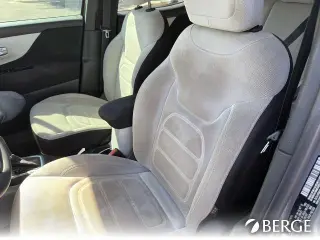 Jeep Renegade 2020 Latitude 4dr SUV