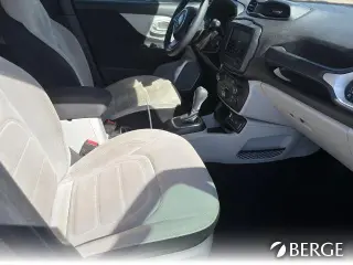 Jeep Renegade 2020 Latitude 4dr SUV