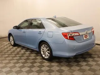 Toyota Camry 2012 SE V6 4dr Sedan