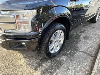 Ford F-150 2019 4x4 Platinum 4dr SuperCrew 5.5 ft. SB