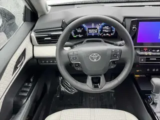 Toyota Camry 2026 AWD XLE 4dr Sedan