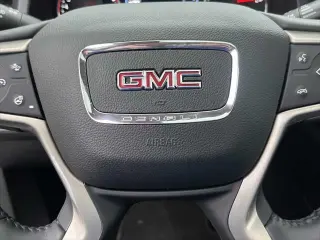 GMC Acadia 2021 4x4 Denali 4dr SUV