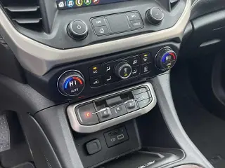 GMC Acadia 2021 4x4 Denali 4dr SUV