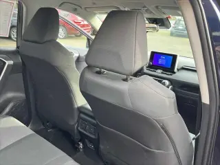 Toyota RAV4 2025 AWD XLE 4dr SUV