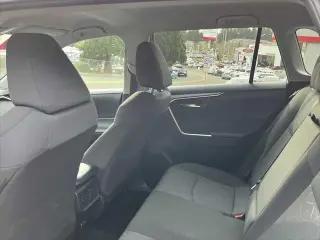 Toyota RAV4 2025 AWD XLE 4dr SUV